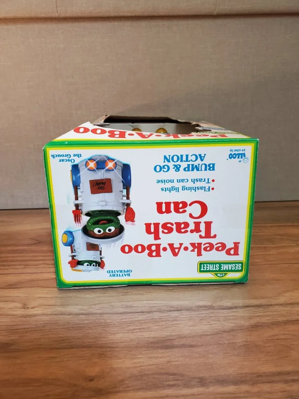 Vintage Sesame Street Oscar the Grouch Peek A Boo Trash Can Illco 1992